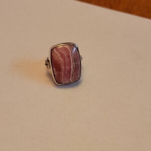 Elegant Pink Stone Silver Ring